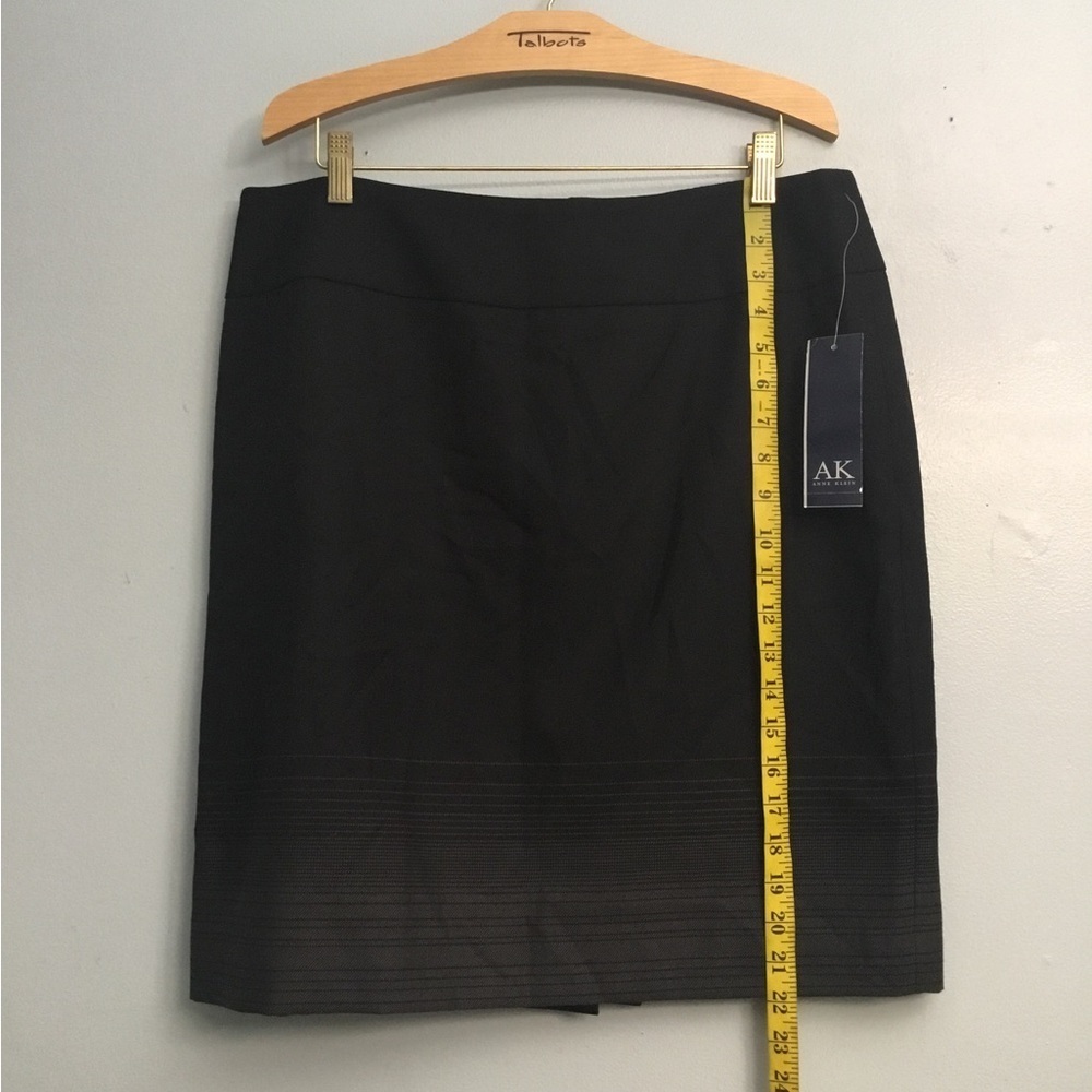 ANNE KLEIN Classic Black Pencil Skirt
